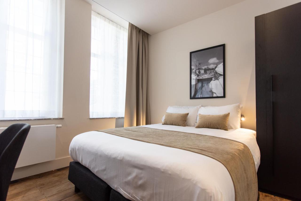 Petit-roannay Hotel 3*